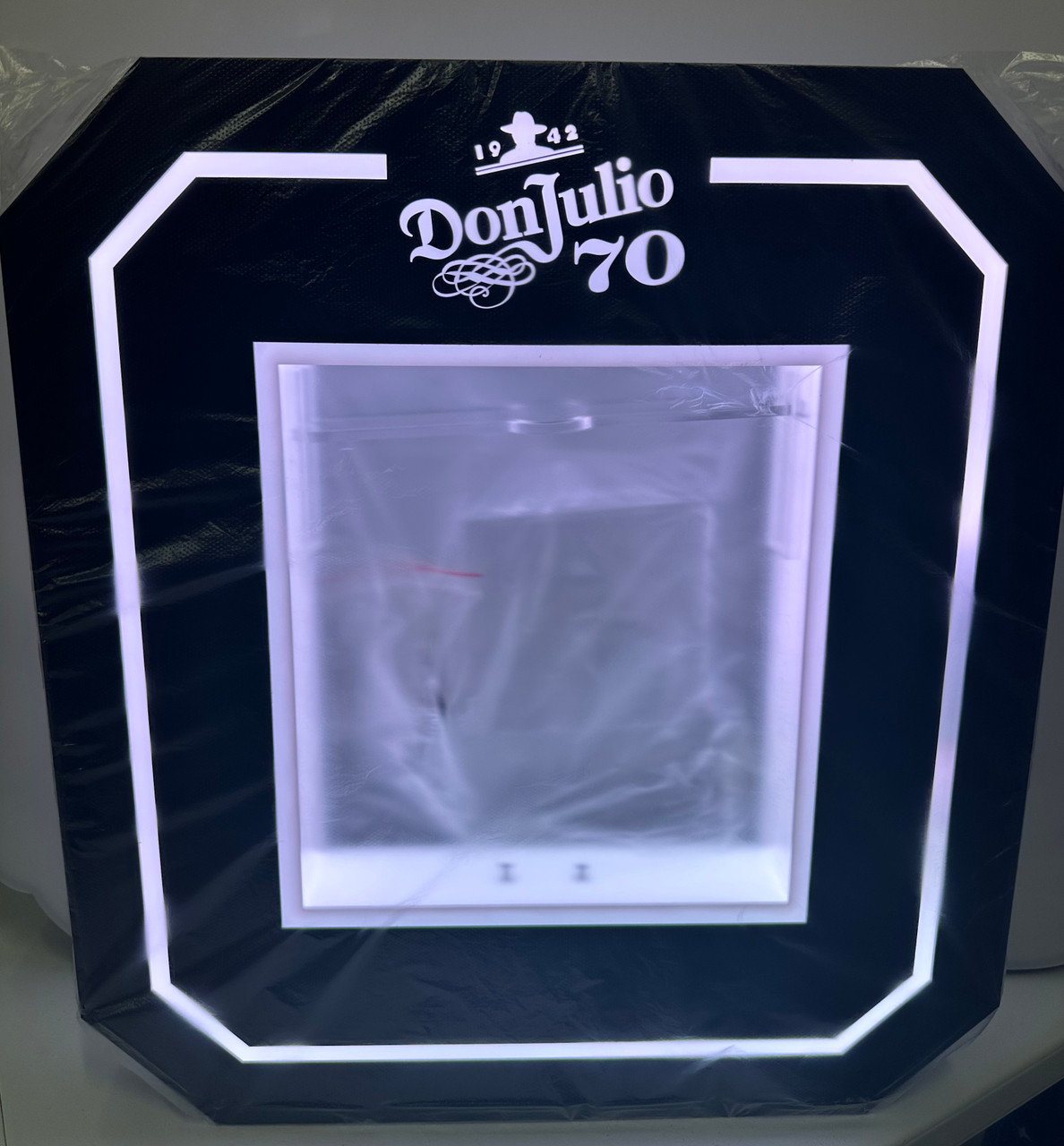 DON JULIO 70 TEQUILA - BOTTLE PRESENTER