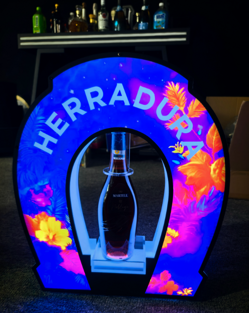 HERRADURA TEQUILA BOTTLE PRESENTER HERRADURA TEQUILA BOTTLE PRESENTER