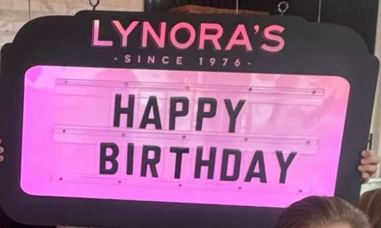 MESSAGE BOARD BOTTLE PRESENTER SIGN - MARQUEE BLACK OUT MESSAGE BOARD BOTTLE PRESENTER SIGN - MARQUEE BLACK OUT