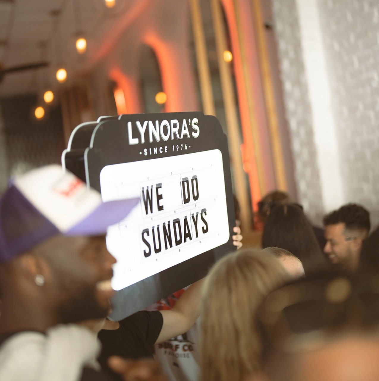 MESSAGE BOARD BOTTLE PRESENTER SIGN - MARQUEE BLACK OUT MESSAGE BOARD BOTTLE PRESENTER SIGN - MARQUEE BLACK OUT