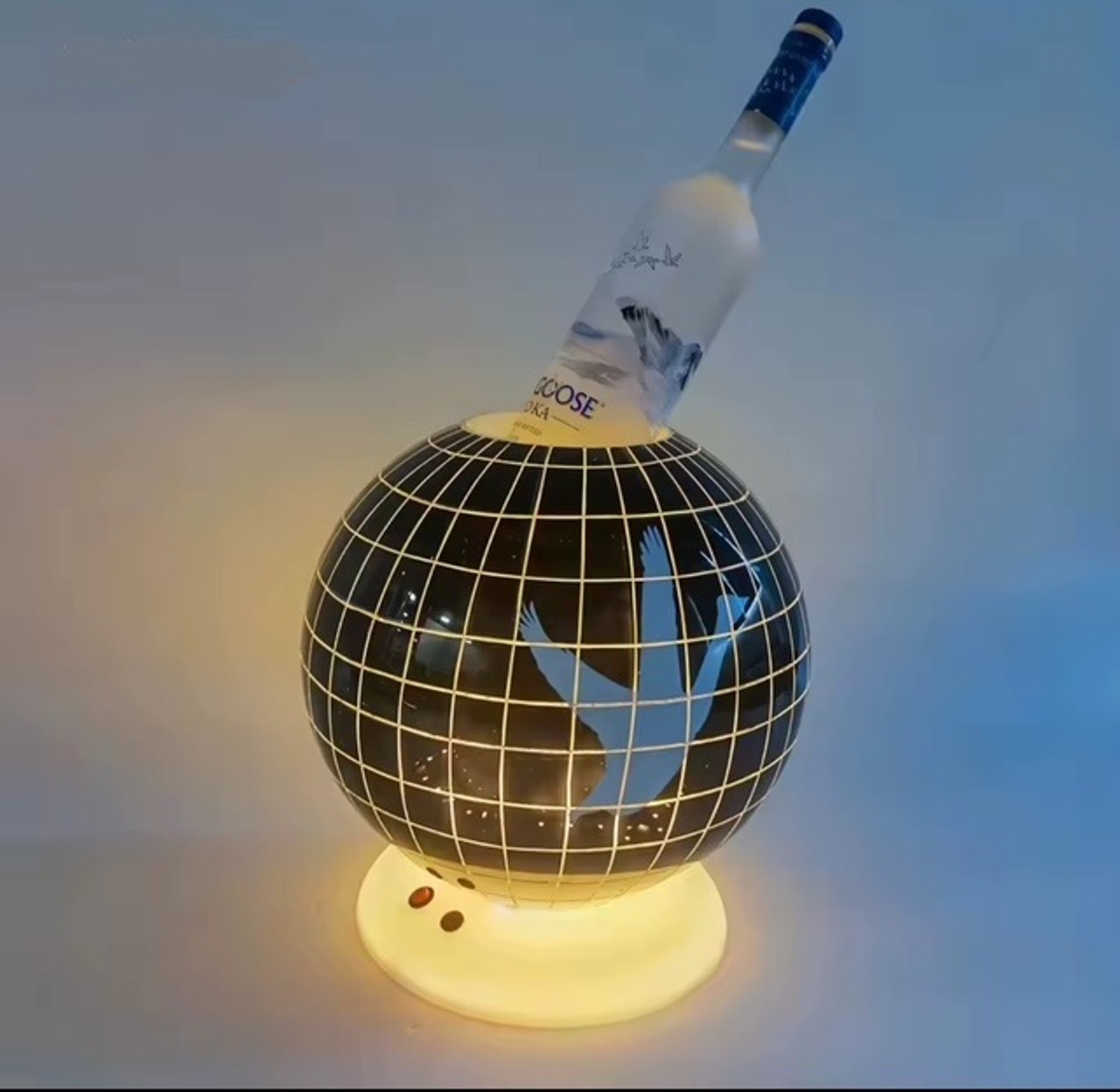 GREY GOOSE BOTTLE PRESENTER - DISCO BALL