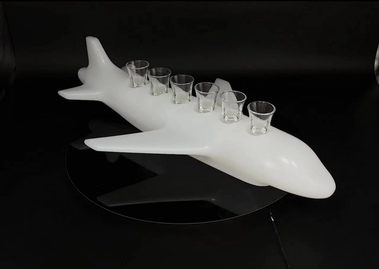 SHOT PLANE