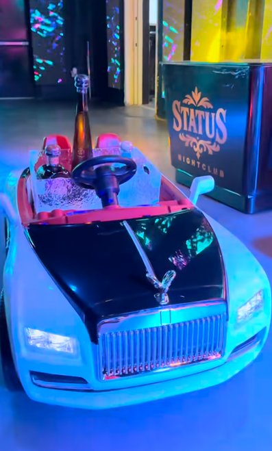 BOTTLE PRESENTER CARS