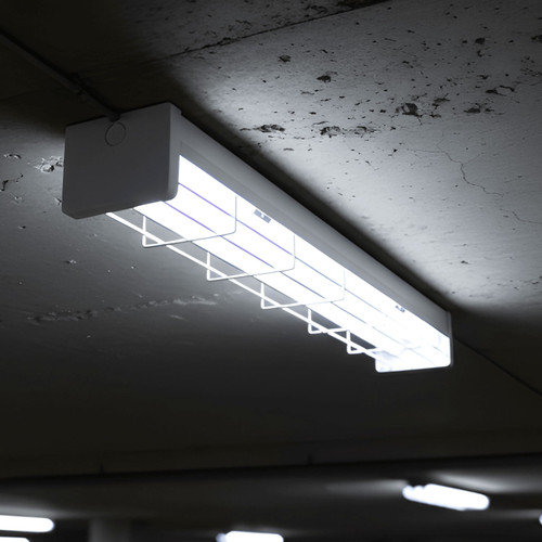 Emergency Batten Light 620mm Wire Guard On/Off Sensor Industrial Grade Maintained/Non-Maintained
