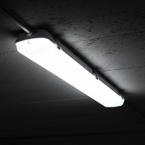 Emergency Batten Light 650mm Polycarb Guard On/Off Sensor Industrial Grade Maintained/Non-Maintained