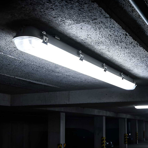 Emergency Batten Light 1.2m IK10 IP65 3CCT 4650 Lumens Non-maintained Industrial Grade