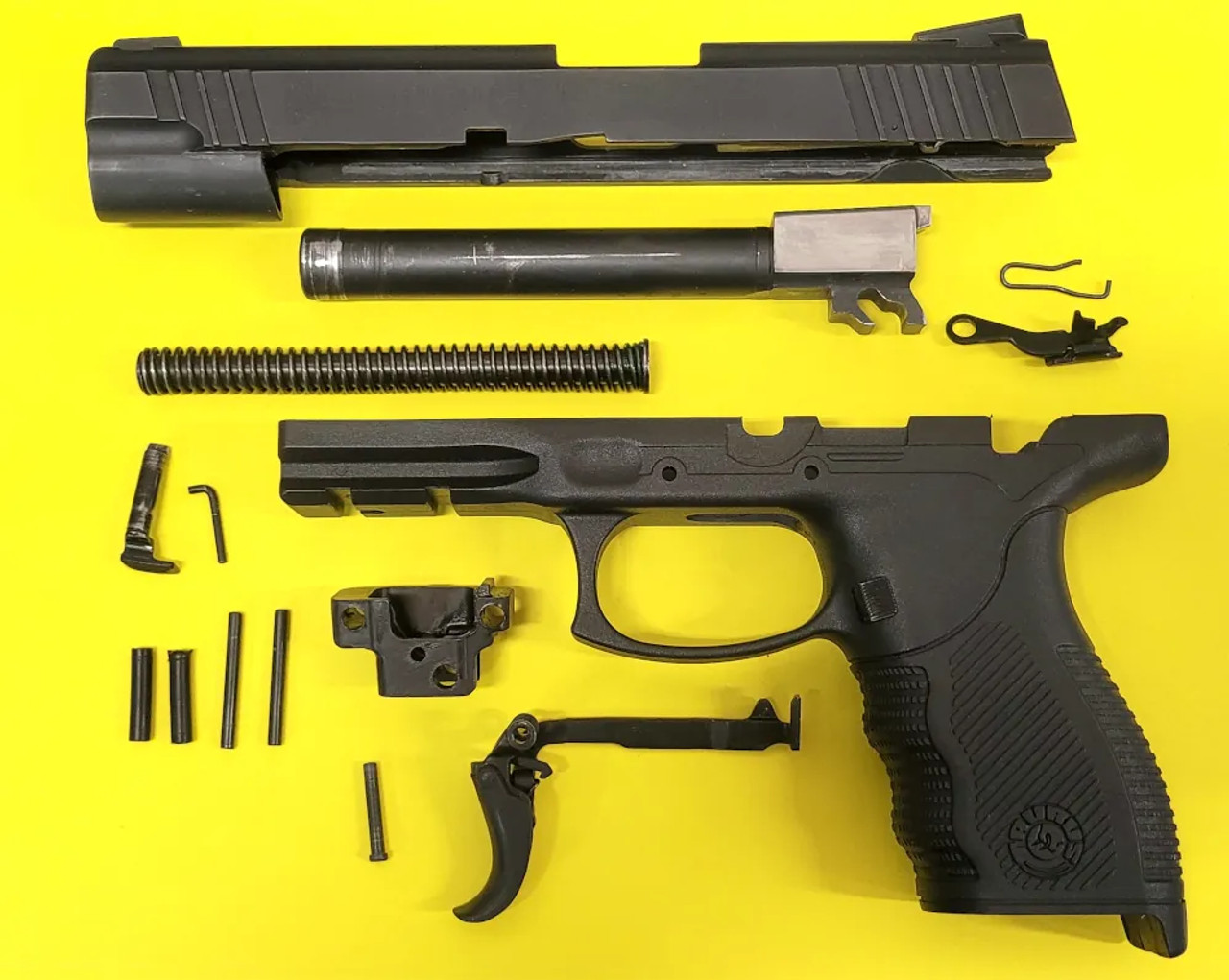 taurus pt 24/7 oss ds tactical parts slide barrel grip
