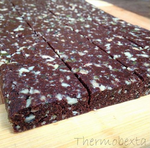 criobru-sesame-fudge-bar-thermobexta.jpg