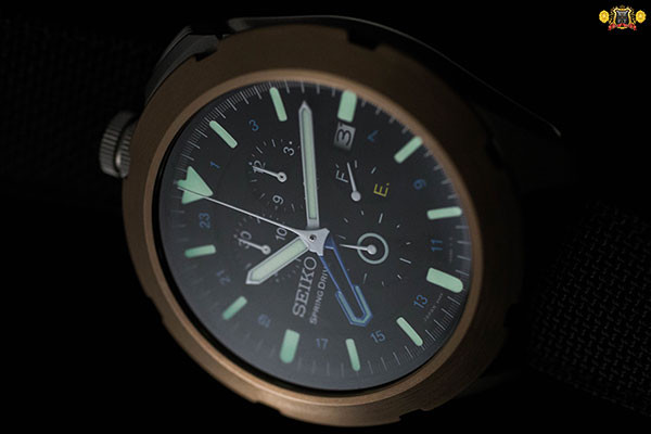 Buy a Seiko Spring Drive SpaceWalk Limited Edition from an authorized  dealer : AZ Fine Time