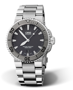 Oris Aquis Date Stainless Steel 43mm // Pre-Owned Oris Aquis Date Stainless Steel 43mm // Pre-Owned