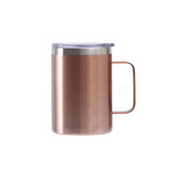 A stainless steel cup in a rose gold colour with a handle and a clear lid. It includes a logo.