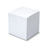 A white sticky cube measuring 70 x 70mm, featuring 670 sheets, with a smooth, solid surface.