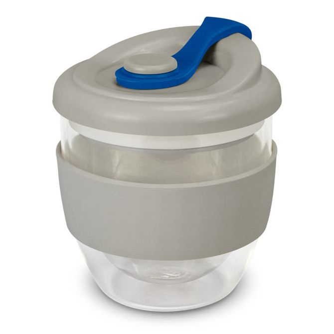 A drink bottle in grey and clear glass with a blue lid and a silicone band, featuring a logo.