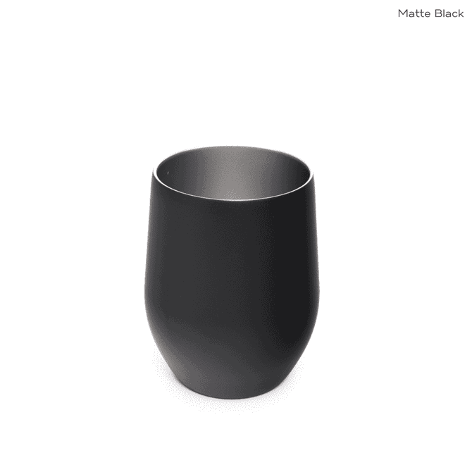 A drink bottle in matte black, featuring a sleek design and a branding logo. Ideal for travel and everyday use.