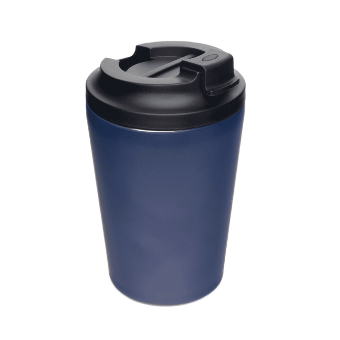 A double-walled navy coffee cup with a black lid and a logo. Suitable for reusable drinkware.