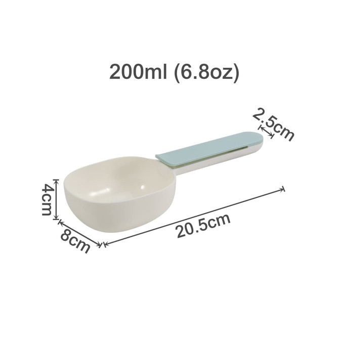 A 2 in 1 pet food scoop in beige and light blue, with measurements displayed alongside it. 
