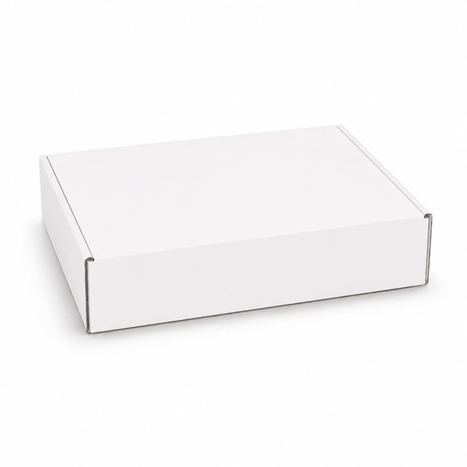 A white custom box with a locking lid, measuring 290 x 175 x 60mm, featuring a simple design.