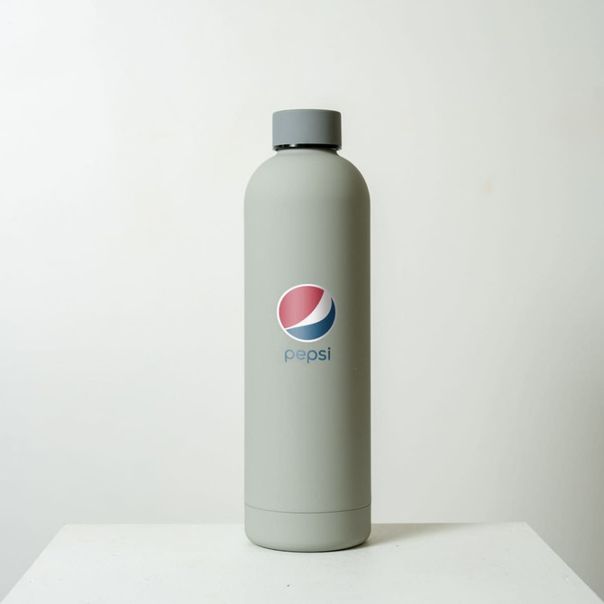 A drink bottle in grey, featuring a logo. The bottle has a sleek design with a wide mouth.