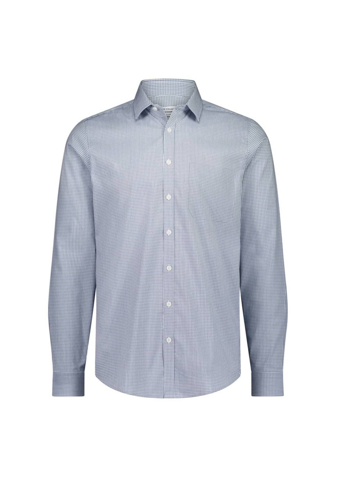 A classic fit long sleeve shirt in blue and white check pattern, featuring a button-up collar and logo.