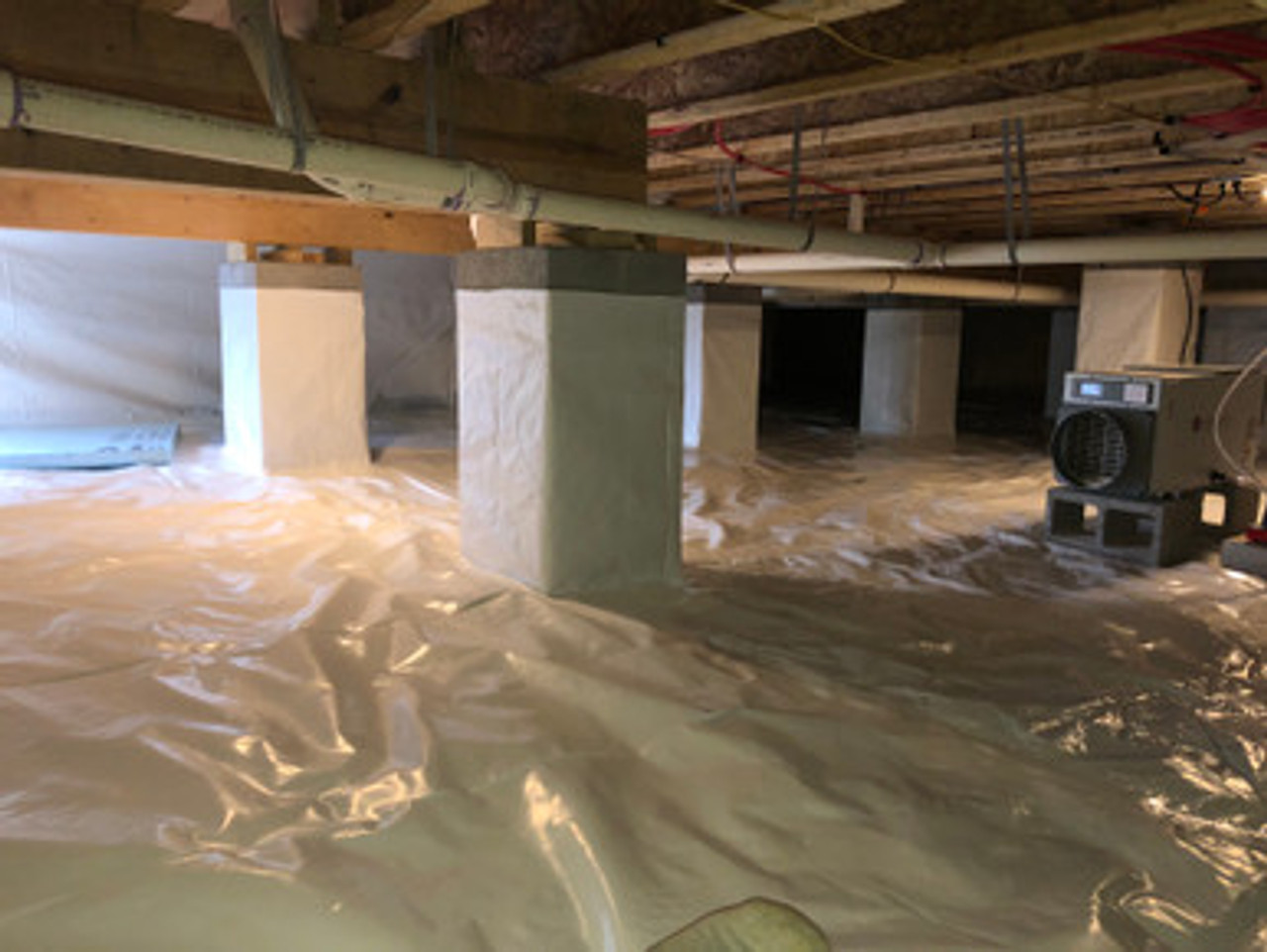 The Best Solutions for Crawl Space Moisture Control