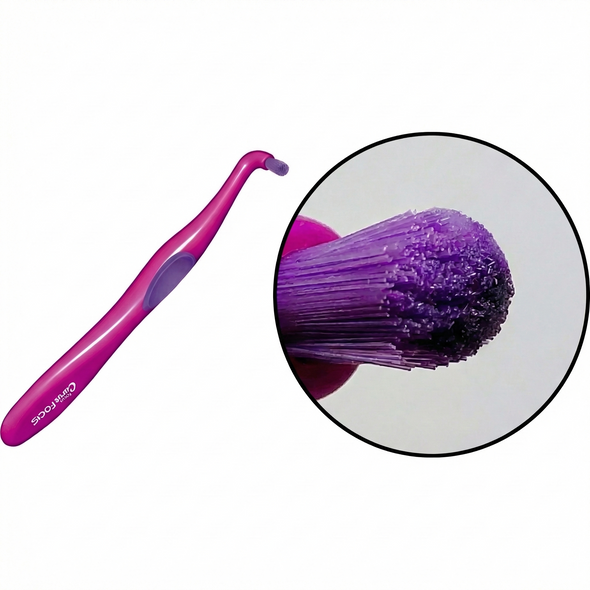 Piksters Curvie Focus Toothbrush view of toothbrush and zoomed view of bristles