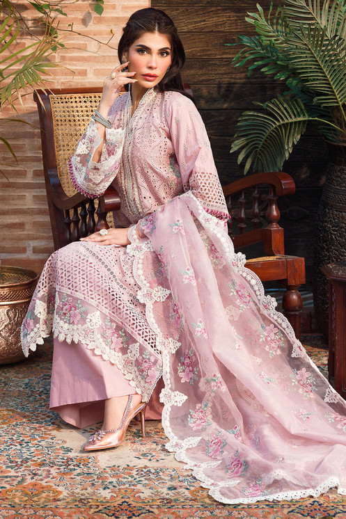Motifz | Pakeeza | Lux Schiffli Embroidered Lawn | 4433