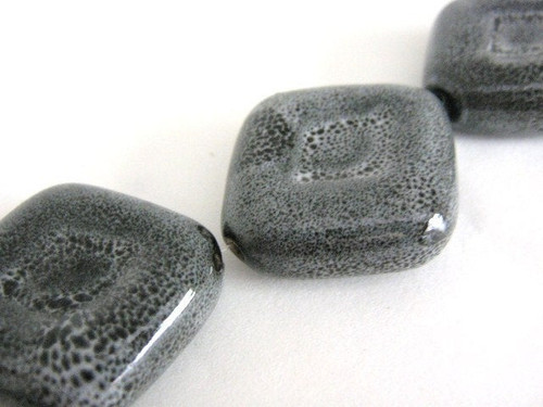 Gray white 32x28mm diamond porcelain beads