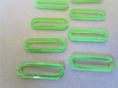 Green 25x8mm open oval links vintage German lucite