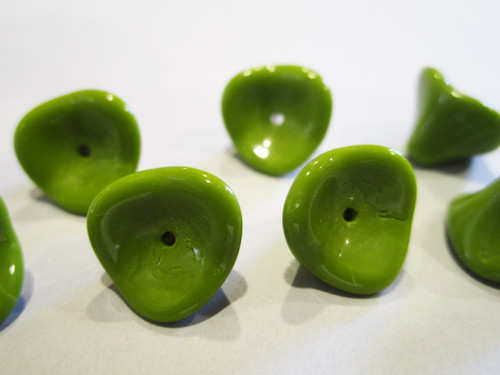 Green 12x10mm three petal flower Czech glass beads