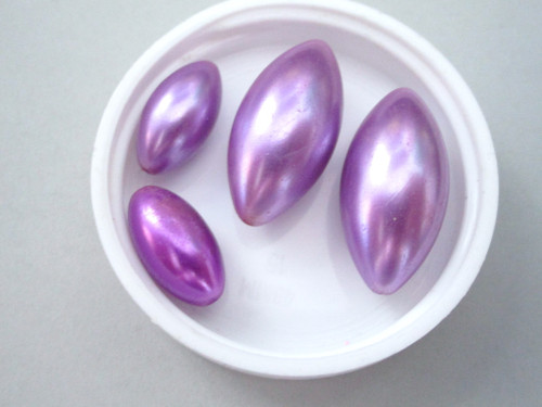 Purple pearl oval vintage plastic beads
