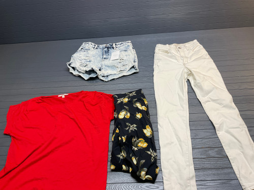 72 Unit Lot (SKU#: AB1957) Michael Kors, Cyrus, Weatherproof, Jules & Leopold, Philosophy, Loft, Rachel Roy, Calvin Klein, Better Together, Cyrus, Christian Siriano, Tahari, Paper Crane, JNY, Sim & Sam, and more