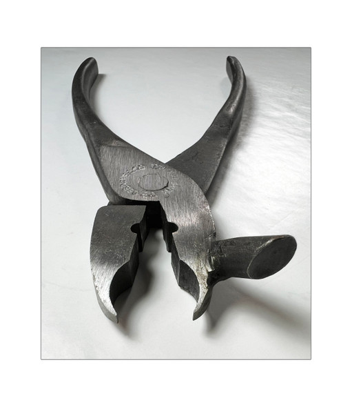 Decorative Nail Plier - TO601