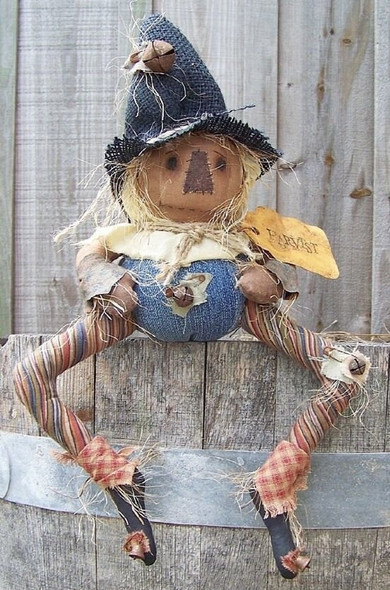 Silly Ole Scarecrow,  PDF Download Cloth Doll Pattern by Michelle Allen of Raggedy Pants Designs
