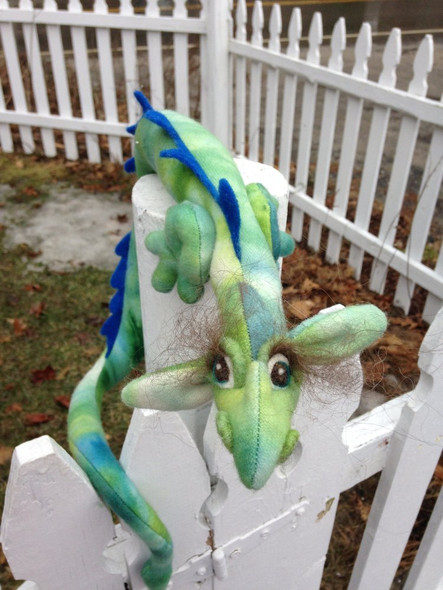 Lindwyrm, Shoulder  Dragon, A Cloth Doll Pattern (PDF Download) by Jennifer Carson