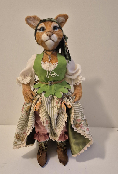 Caterina, 19" Cloth Cat Doll Sewing Pattern by Suzette Rugolo. Printed Pattern Mailed