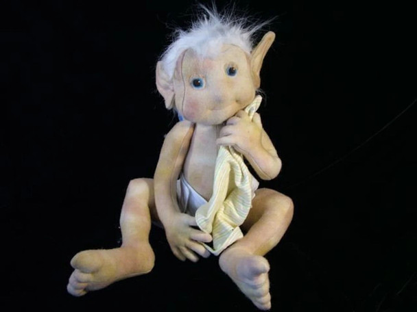 Pea Pods, Faerie Babies Cloth Doll Sewing Pattern (Printed and Mailed) by Jennifer Carson - The Dragon Charmer