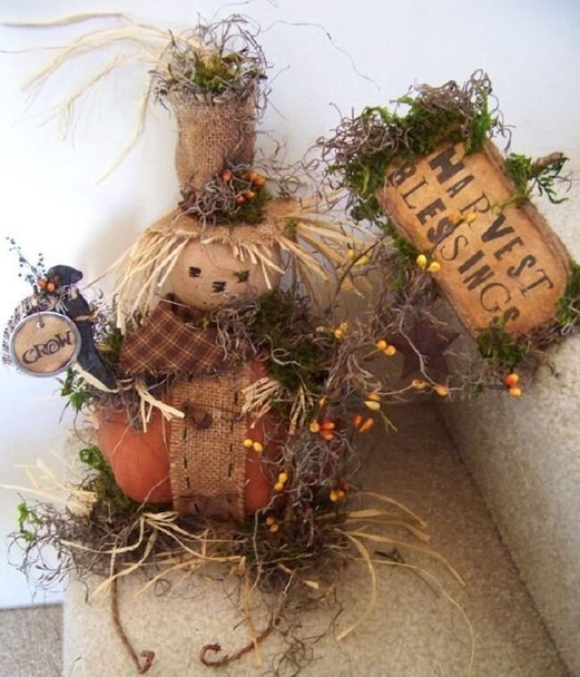 Harvest Blessing, Primitive Scarecrow Printed and Mailed Cloth Doll Pattern by Michelle Allen of Raggedy Pants Designs