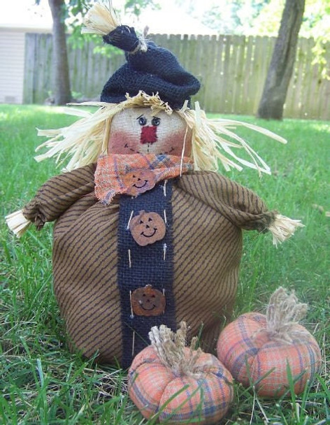 Harvest Time, 11" Scarecrow with pumpkins Printed and Mailed Cloth Doll Pattern by Michelle Allen of Raggedy Pants Designs