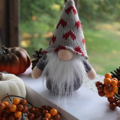 Christmas 7" Gnome - Red and Grey Hat