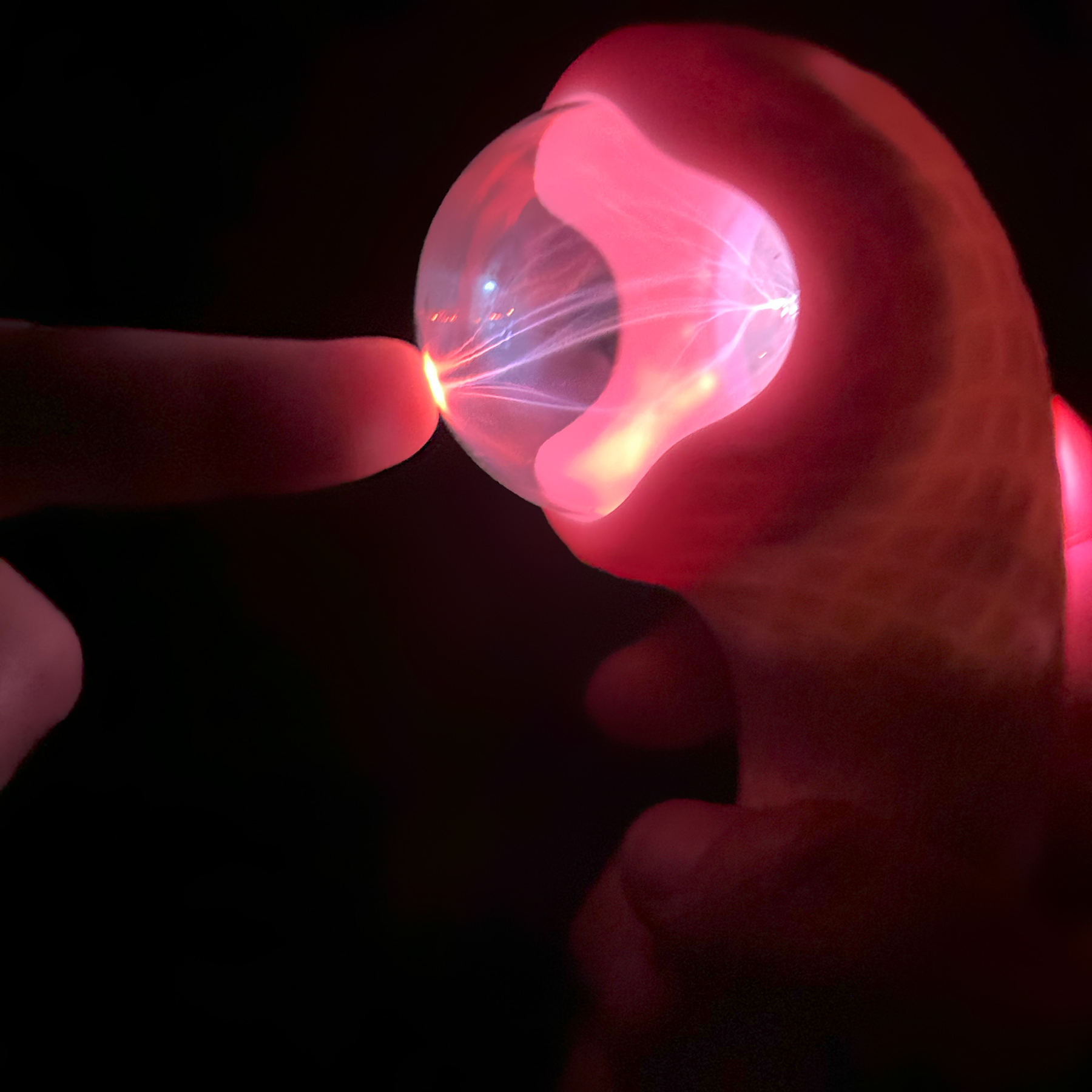 Dragon's Eye Plasma Ball Vibrator - In The Dark