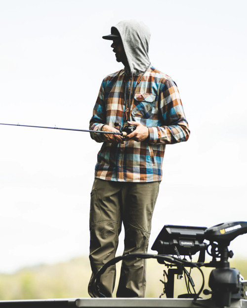 simmsfishing Spring Sale just landed! Save up to 40% on ExStream Hoodies,  Guide Classic Waders, Fall Run Hoodies, and more! Shop the sa