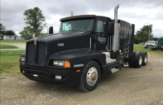 Fuel Economy and Residual Value: The History of Kenworth T400