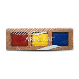 Artgraf Watersoluble Disc Set 3 Primary on cork board Artgraf Watersoluble Disc Set 3 Primary on cork board