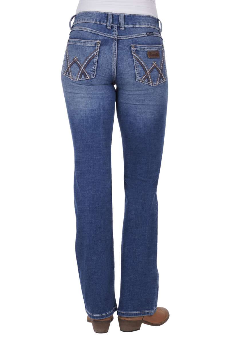 Wrangler Retro Mid Rise Boot Cut Jeans Mae Indigo 64% Cotton