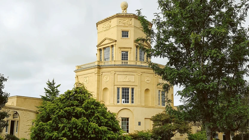Green Templeton College Oxford: History, Radcliffe Observatory & Healthcare Focus