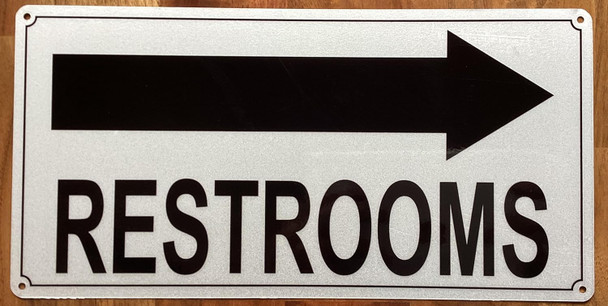 RESTROOM RIGHT ARROW SIGN