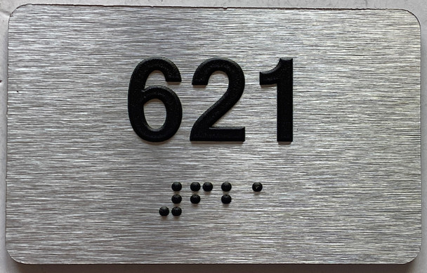 apartment number 621 sign