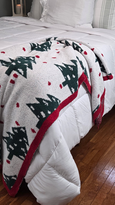 Christmas Knitted Throw Blanket – Luxury & Eco-Friendly Comfort