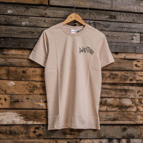 Introducing the Davey Todd ‘Lightning Bolt’ Tee – the latest addition to the Davey Todd collection, inspired by pure speed and bold style. This time, the iconic graphic lands on a vintage beige tee, giving it that sun-faded, worn-in feel straight out of a classic rock tour. Introducing the Davey Todd ‘Lightning Bolt’ Tee – the latest addition to the Davey Todd collection, inspired by pure speed and bold style. This time, the iconic graphic lands on a vintage beige tee, giving it that sun-faded, worn-in feel straight out of a classic rock tour.