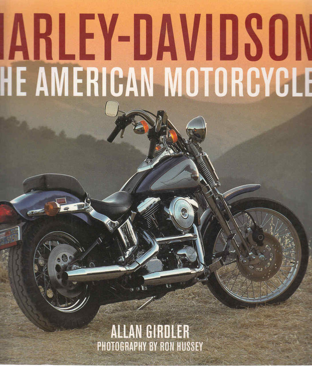 Harley-Davidson: The American Motorcycle (Paperback Edition) (9780760316511)